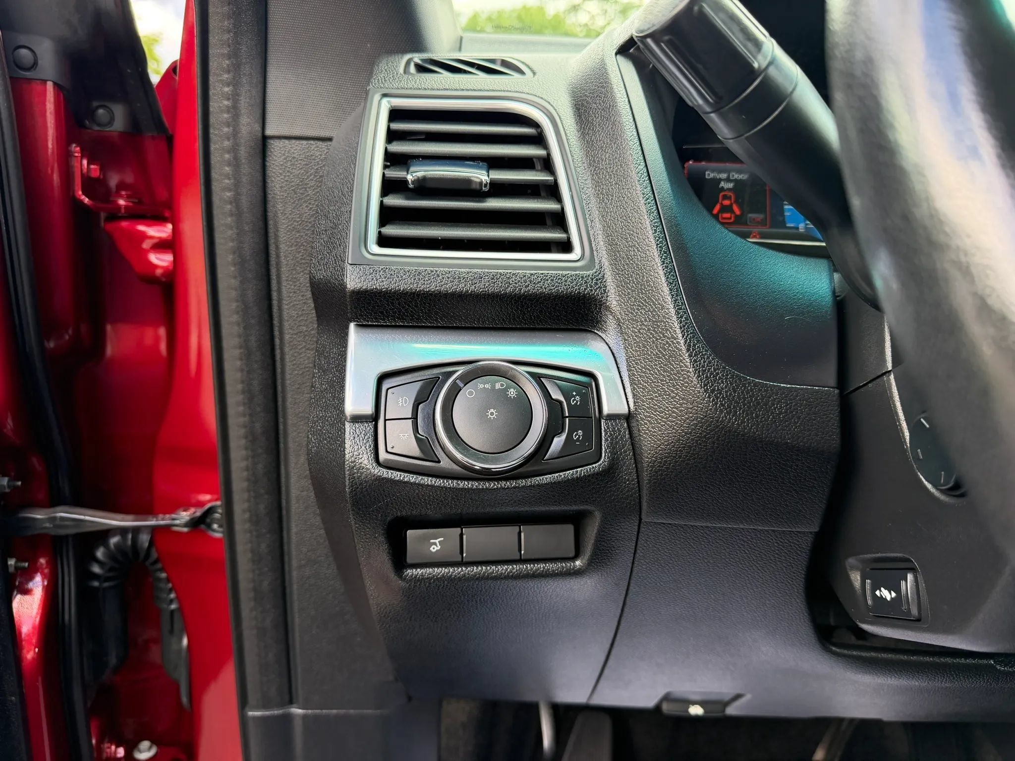 Used 2016 Ford Explorer Limited w/ Equipment Group 301A FWD image 22