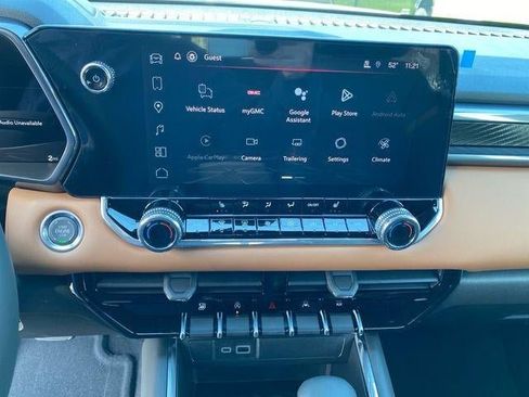 New 2026 GMC Canyon AT4 AWD/4WD image 11