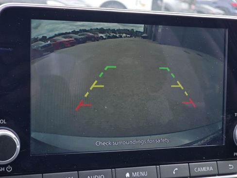 Used 2024 Nissan Sentra SV FWD image 18