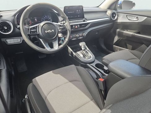 Certified 2023 Kia Forte LXS FWD image 11