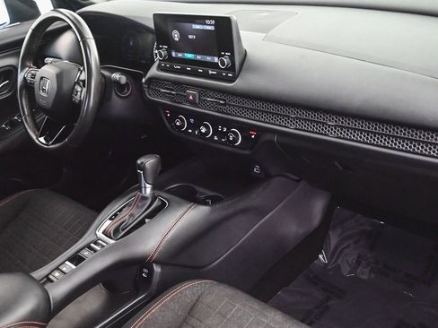 Used 2025 Honda HR-V Sport image 31