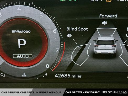Used 2023 Nissan Pathfinder Platinum w/ Cargo Package image 12