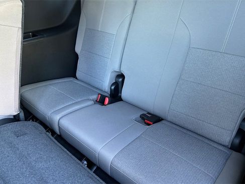 New 2025 GMC Acadia Elevation image 13