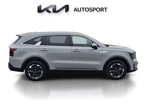 New 2026 Kia Sorento S FWD image 7