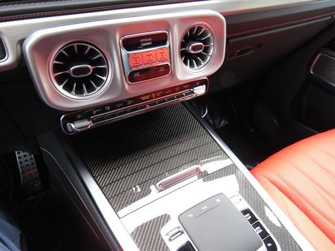 Certified 2025 Mercedes-Benz G 63 AMG 4MATIC image 18