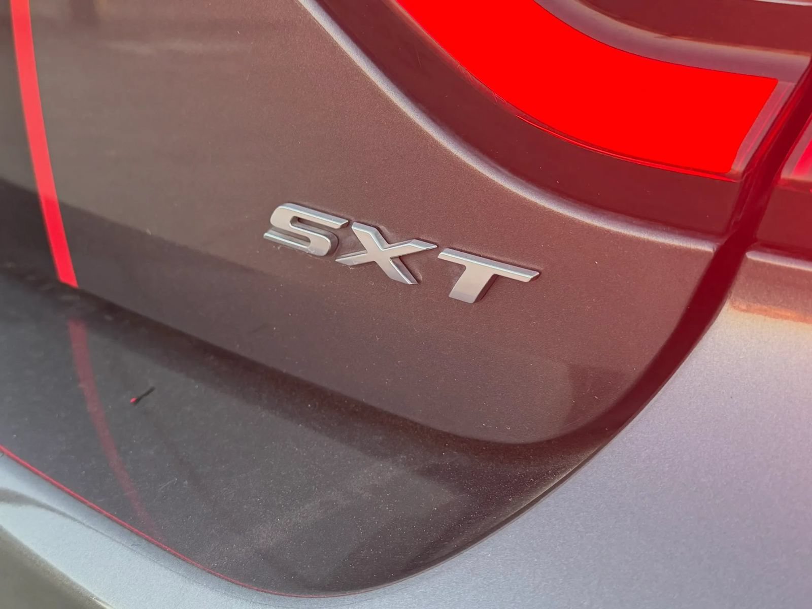 Used 2018 Dodge Charger SXT RWD image 21