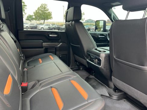 Used 2021 GMC Sierra 2500 AT4 w/ AT4 Premium Plus Package AWD/4WD image 26