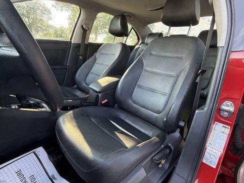 Used 2012 Volkswagen Jetta SE FWD image 12