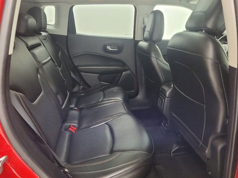 Used 2018 Jeep Compass Limited w/ Navigation Group AWD/4WD image 19
