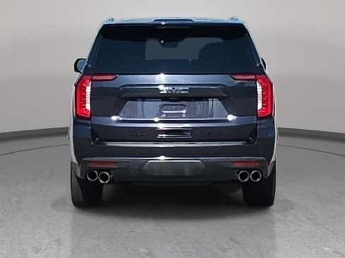 Used 2023 GMC Yukon Denali Ultimate AWD/4WD image 6