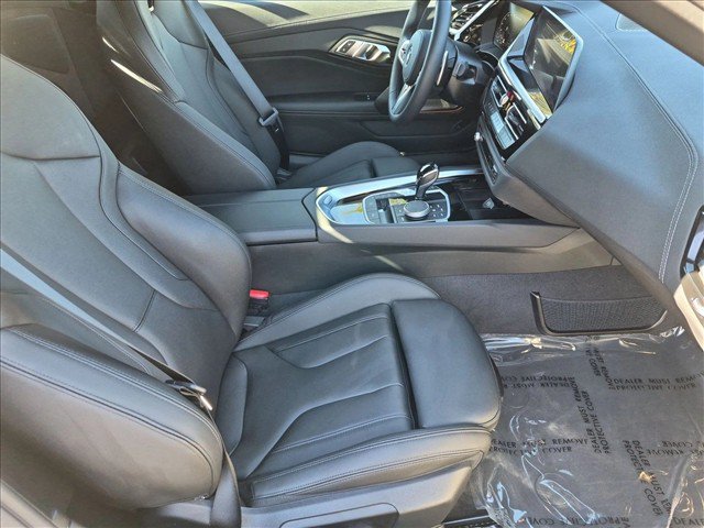 Used 2026 BMW Z4 M40i w/ Premium Package RWD image 17
