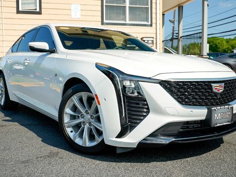 Used 2026 Cadillac CT5 Premium Luxury RWD image 3