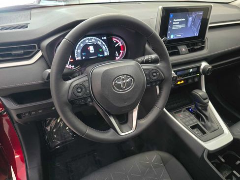 Certified 2025 Toyota RAV4 XLE w/ Convenience Package AWD/4WD image 2