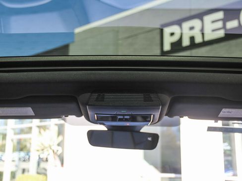 Certified 2024 Audi Q4 e-tron Premium Plus w/ Premium Plus image 18