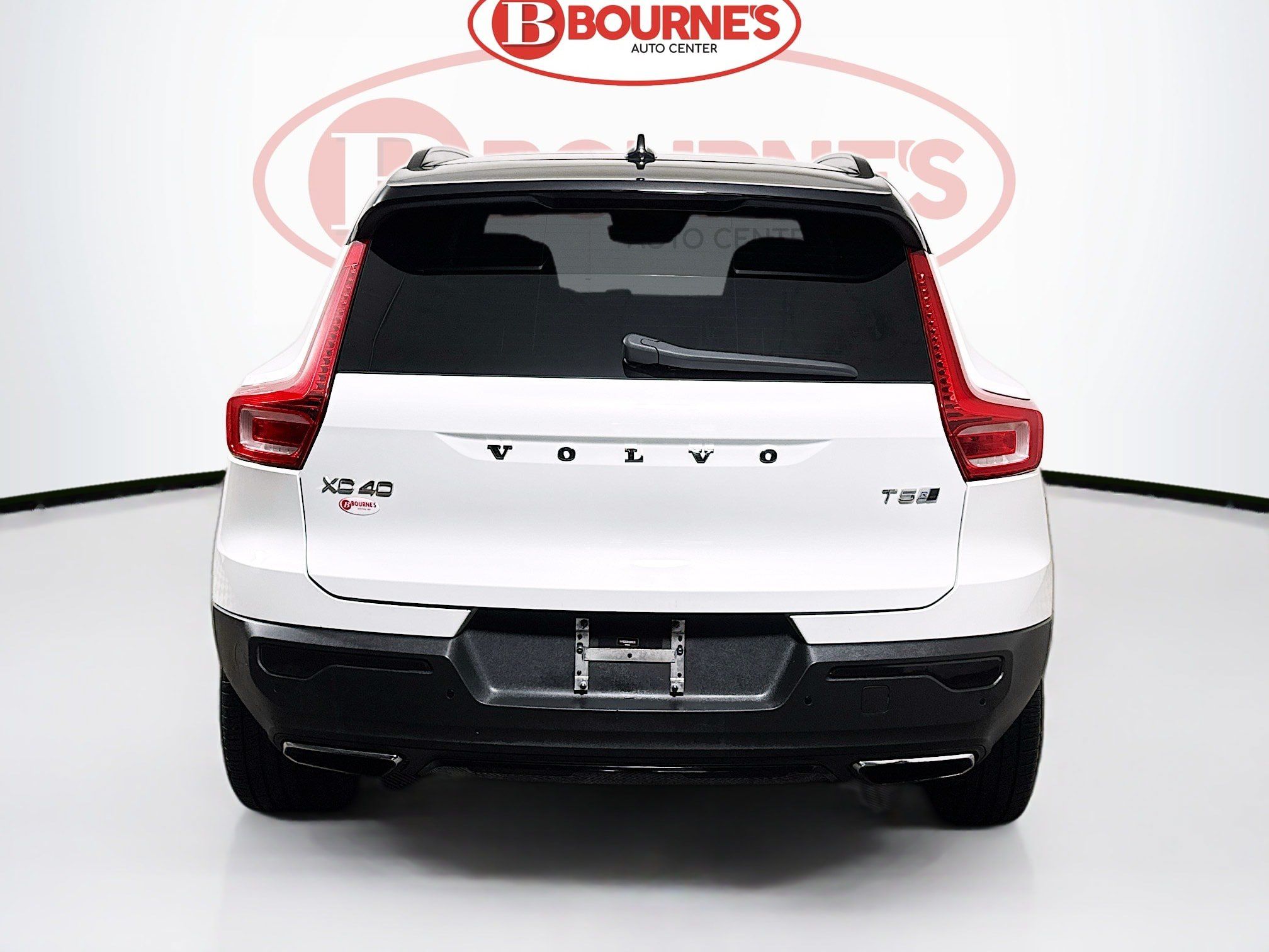 Used 2019 Volvo XC40 T5 R-Design AWD/4WD image 11