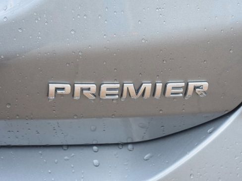 Used 2023 Chevrolet Equinox Premier w/ LPO, Floor Liner Package image 8