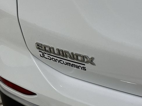 Used 2018 Chevrolet Equinox LT AWD/4WD image 25