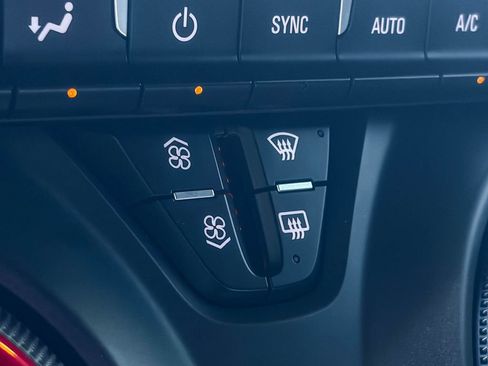 Certified 2023 Chevrolet Blazer RS w/ Enhanced Convenience Package FWD image 31
