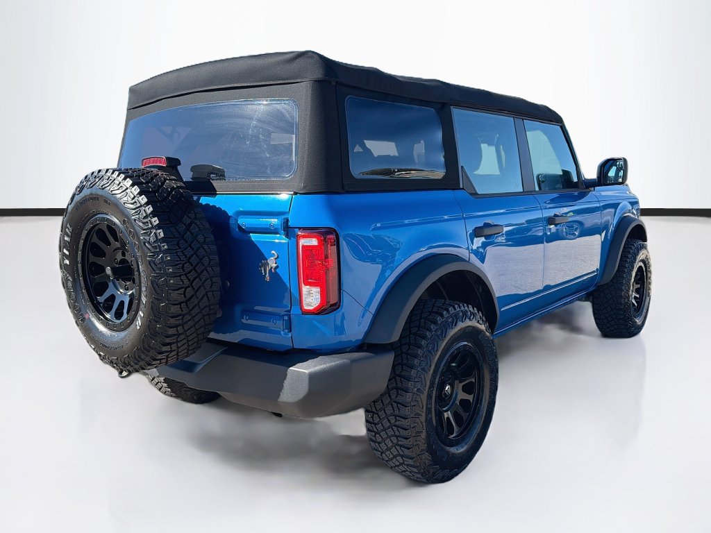 Used 2023 Ford Bronco 4-Door AWD/4WD image 5