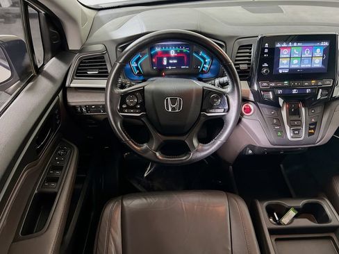 Used 2018 Honda Odyssey Touring image 20