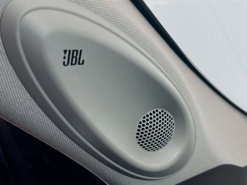 New 2026 Toyota Highlander Platinum image 16