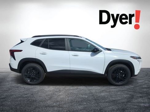 New 2026 Chevrolet Trax ACTIV FWD image 2