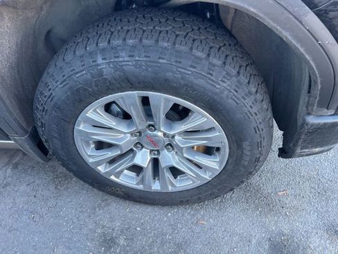 Used 2024 GMC Sierra 1500 Denali w/ Denali Reserve Package image 8