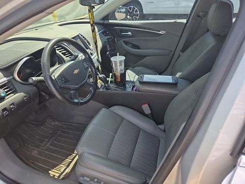 Used 2019 Chevrolet Impala LS FWD image 12