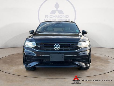 Used 2024 Volkswagen Tiguan SE R-Line image 8
