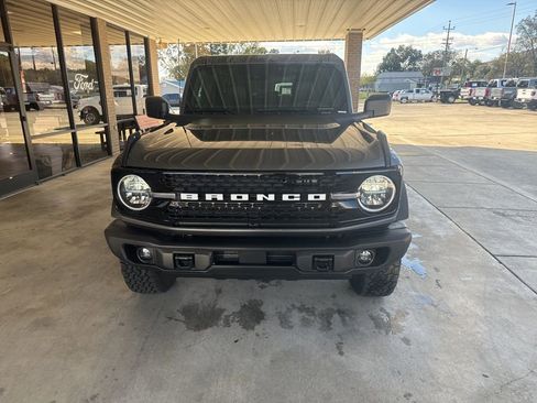 New 2025 Ford Bronco Big Bend w/ Black Diamond Package image 2