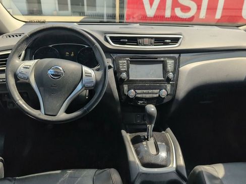 Used 2016 Nissan Rogue SL w/ SL Premium Package FWD image 11