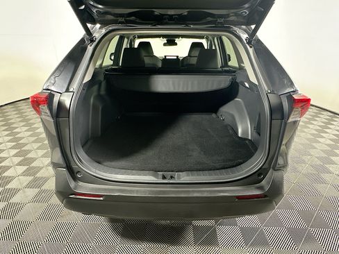Used 2023 Toyota RAV4 XLE w/ Convenience Package FWD image 31