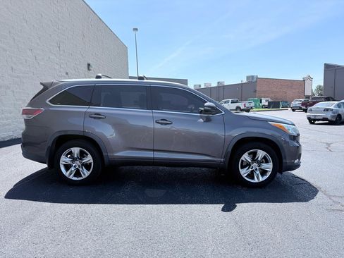 Used 2015 Toyota Highlander Limited AWD/4WD image 6