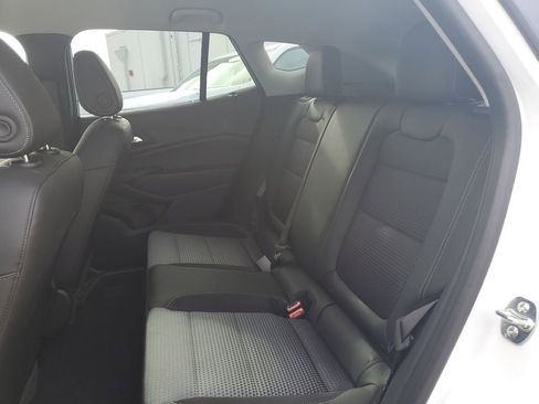 New 2026 Chevrolet Trax LT image 13