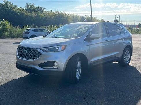 Certified 2023 Ford Edge SEL w/ Convenience Package image 7