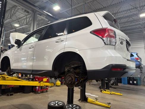 Used 2017 Subaru Forester 2.5i Limited AWD/4WD image 1