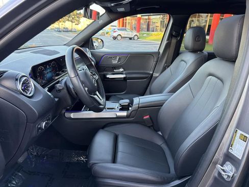 Used 2023 Mercedes-Benz GLB 250 GLB 250 image 25