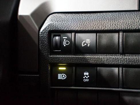 Certified 2024 Toyota Tacoma SR5 image 25