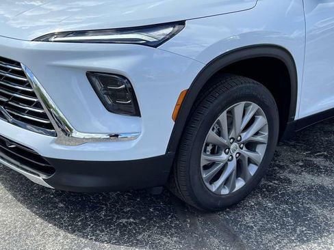 New 2026 Buick Enclave Preferred w/ Power Package image 9