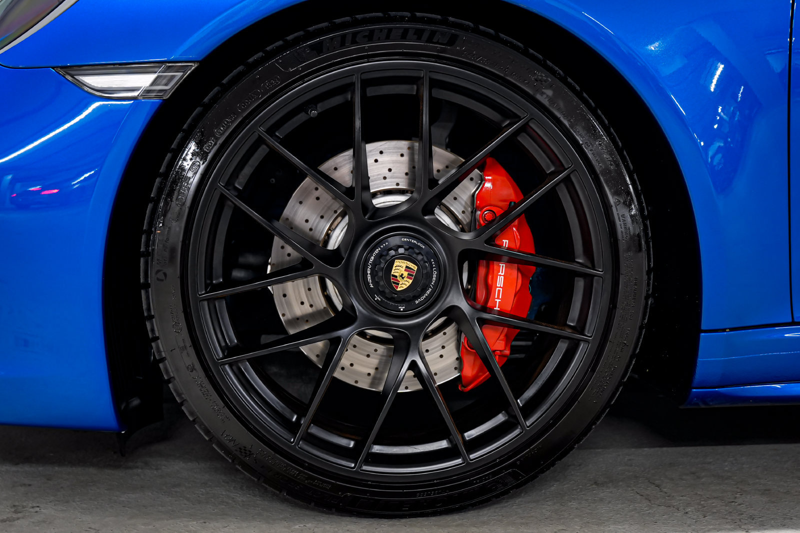 Used 2017 Porsche 911 Carrera GTS RWD image 44