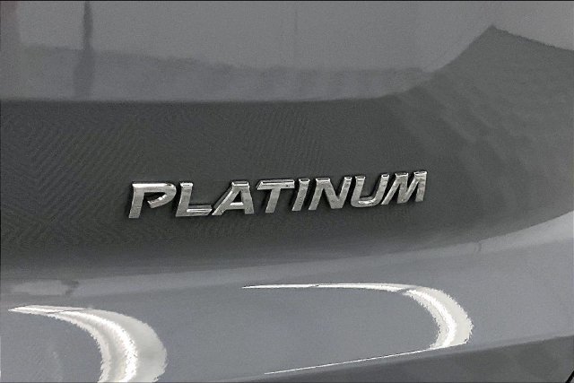 Used 2025 Nissan Pathfinder Platinum w/ Cargo Package FWD image 9
