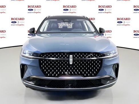 New 2026 Lincoln Nautilus Reserve image 2