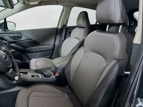 Used 2024 Subaru Crosstrek 2.0i Premium image 8
