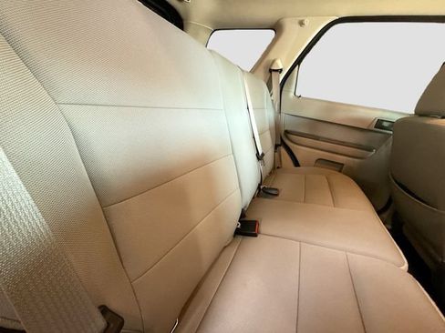 Used 2012 Ford Escape XLT FWD image 24
