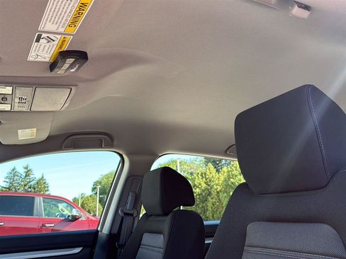 Used 2018 Honda CR-V LX image 10