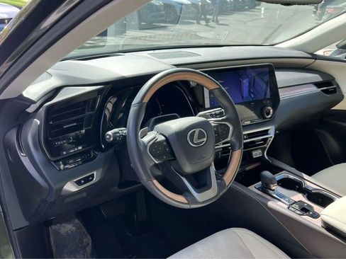 Used 2024 Lexus RX 350 w/ Convenience Package AWD/4WD image 29