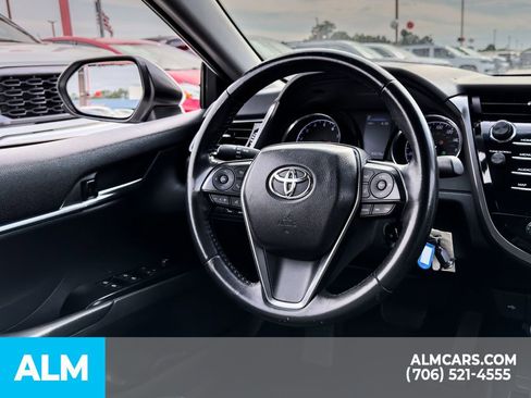 Used 2020 Toyota Camry SE FWD image 20
