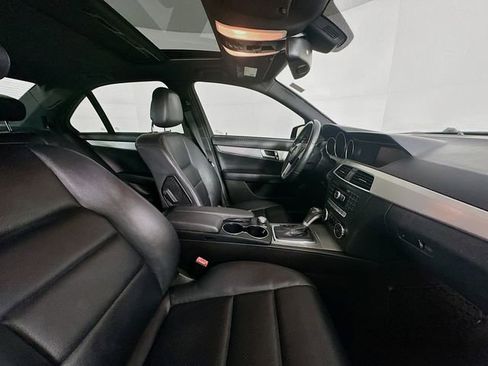 Used 2013 Mercedes-Benz C 250 Sedan image 26