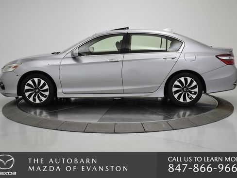 Used 2017 Honda Accord Touring image 17