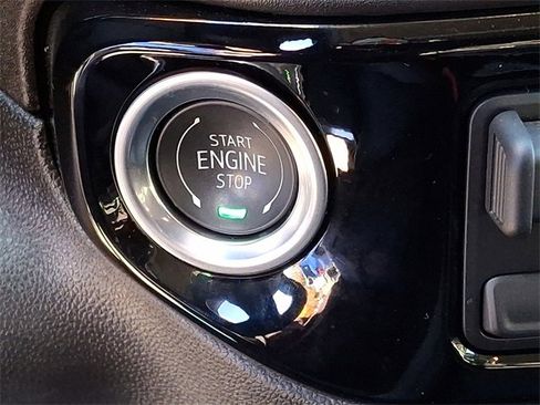 Used 2025 Chevrolet Silverado 2500 LT w/ All Star Edition image 19